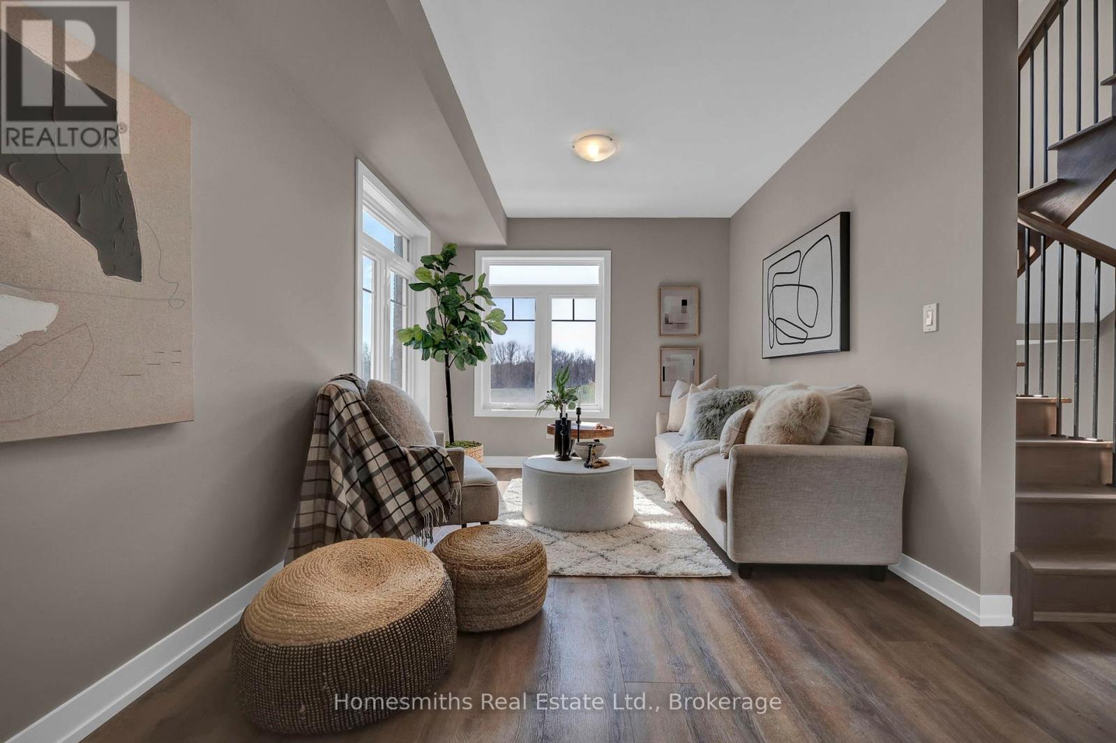 23 Addyman Crescent, Clarington (Newcastle), Ontario  L1B 0X1 - Photo 4 - E13247320