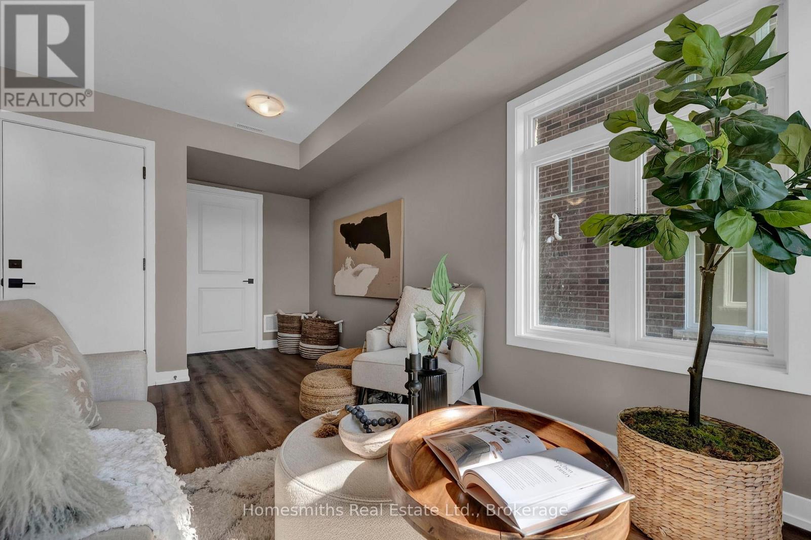 23 Addyman Crescent, Clarington (Newcastle), Ontario  L1B 0X1 - Photo 5 - E13247320