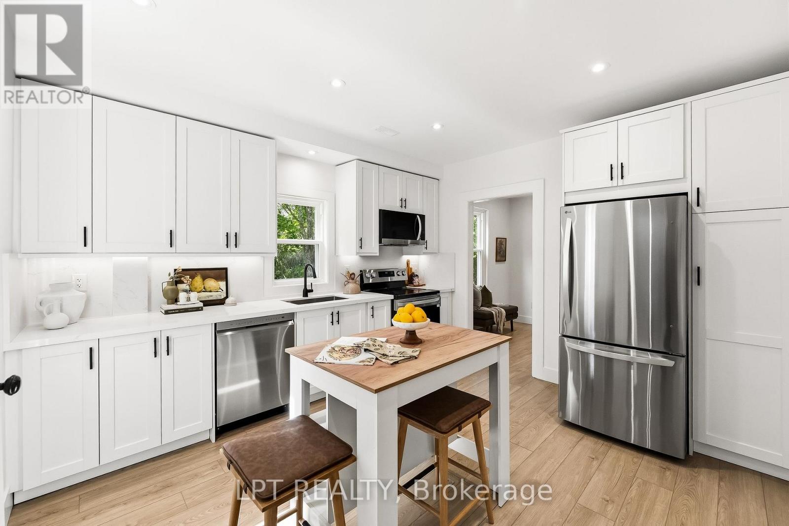 3 Gore Street, Kawartha Lakes (Manvers), Ontario  L0A 1A0 - Photo 10 - X13247278