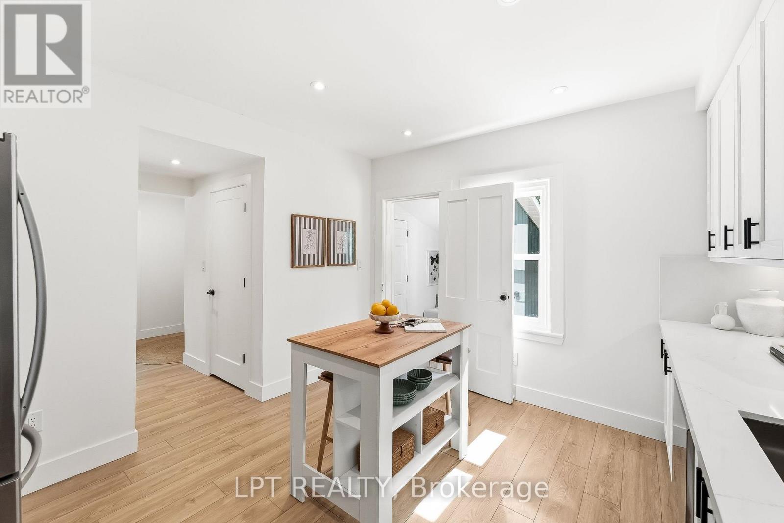 3 Gore Street, Kawartha Lakes (Manvers), Ontario  L0A 1A0 - Photo 12 - X13247278