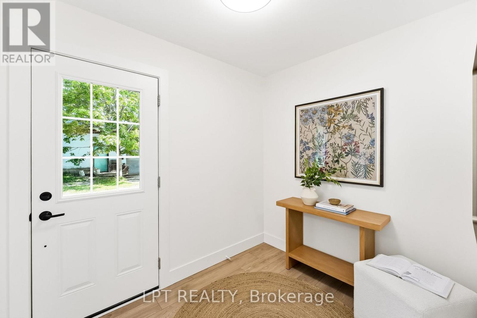 3 Gore Street, Kawartha Lakes (Manvers), Ontario  L0A 1A0 - Photo 6 - X13247278