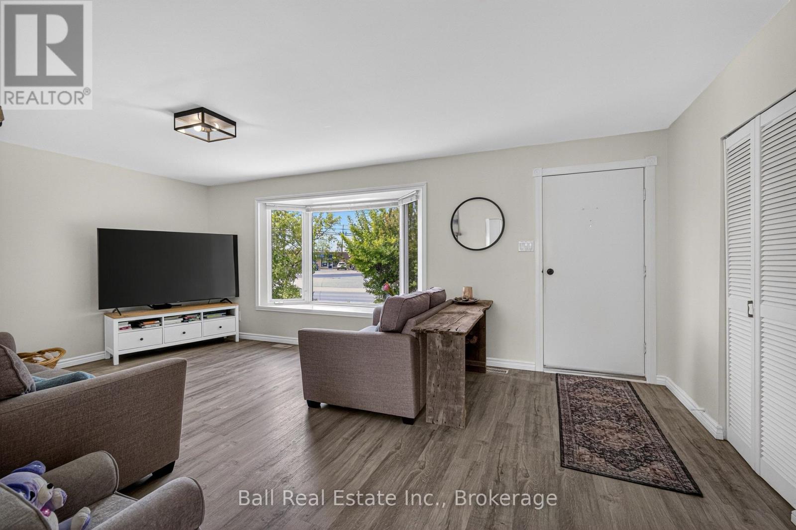 5 Chippewa Avenue, Selwyn, Ontario  K0L 2H0 - Photo 3 - X13247750