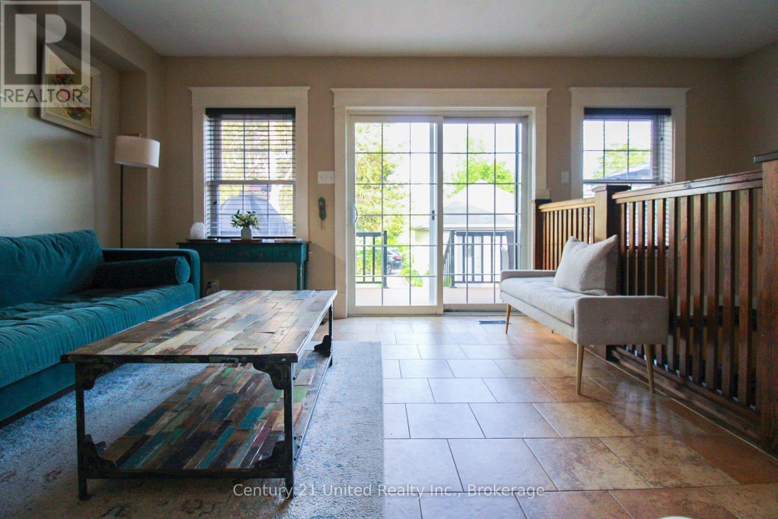 566 Waterford Street, Peterborough (Town Ward 3), Ontario  K9H 3K6 - Photo 21 - X13247844