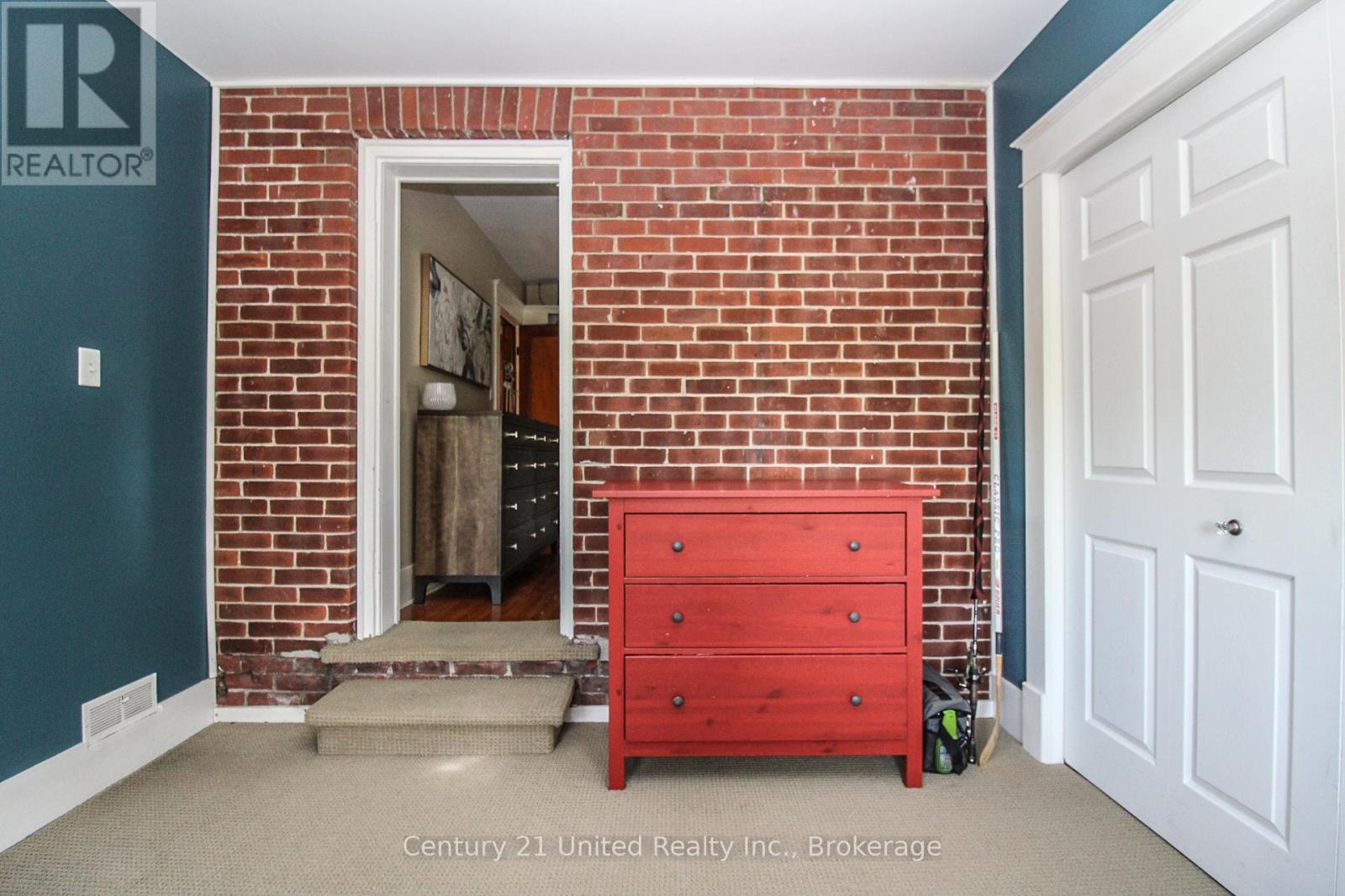 566 Waterford Street, Peterborough (Town Ward 3), Ontario  K9H 3K6 - Photo 29 - X13247844