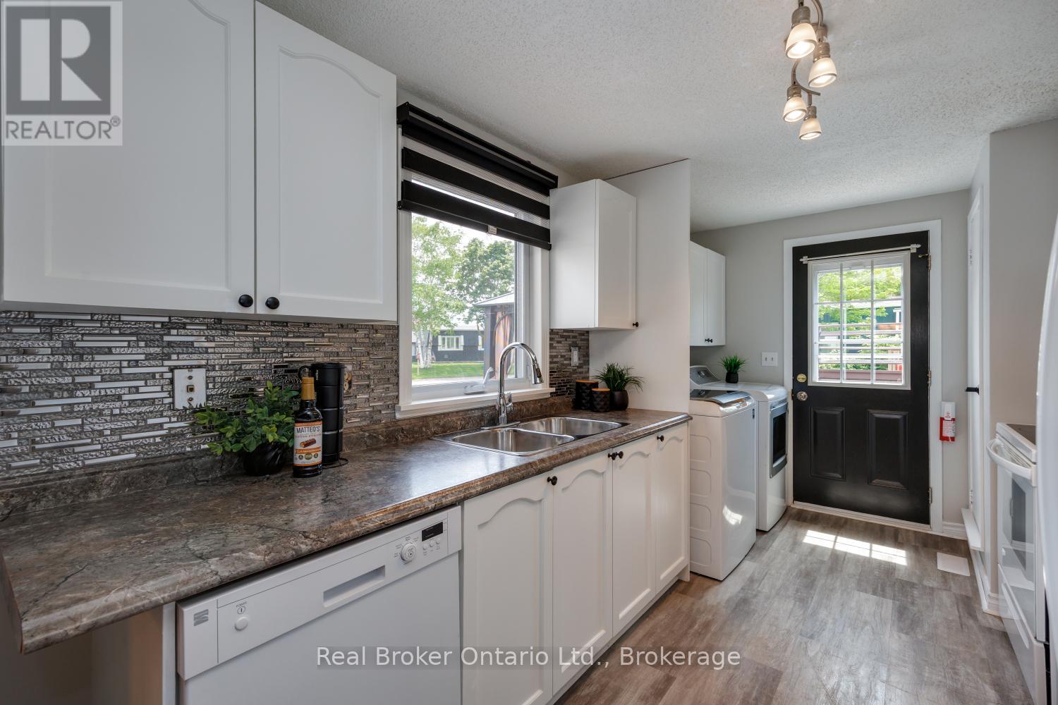 115 Wilmot Trail, Clarington (Bowmanville), Ontario  L1B 1A8 - Photo 14 - E13248062
