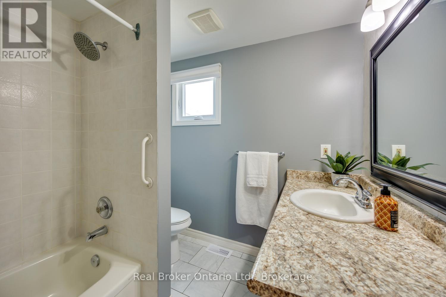 115 Wilmot Trail, Clarington (Bowmanville), Ontario  L1B 1A8 - Photo 24 - E13248062