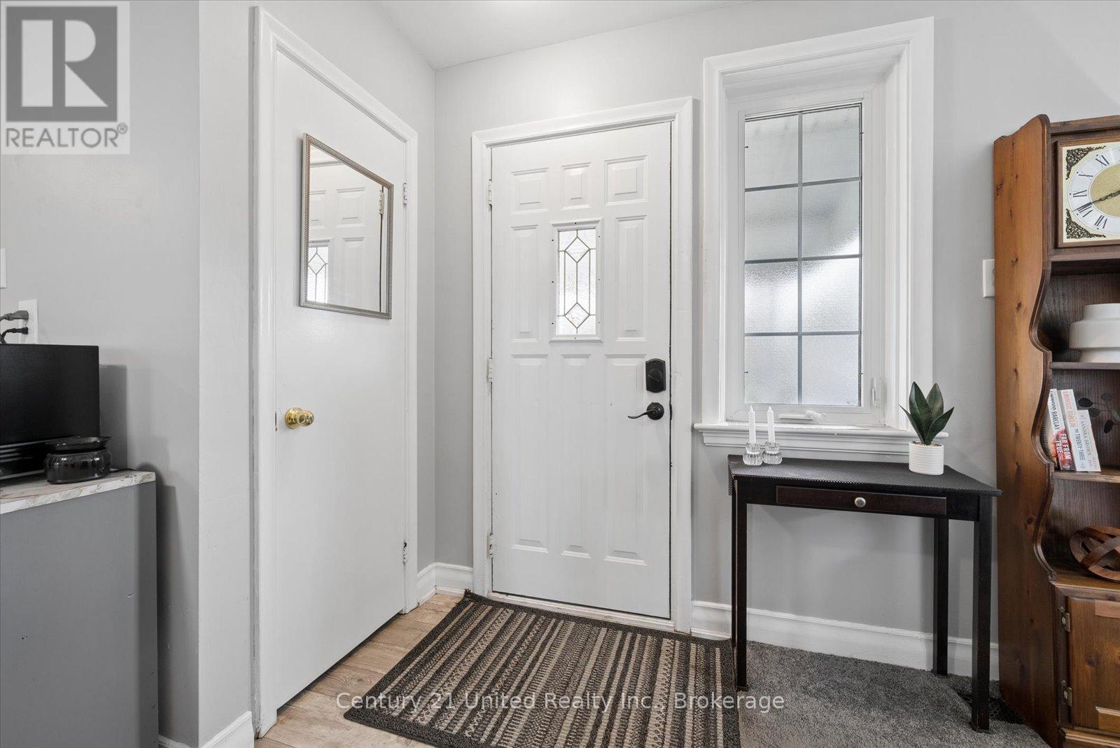 679 Bellaire Street, Peterborough (Otonabee Ward 1), Ontario  K9J 3Y5 - Photo 8 - X13248620