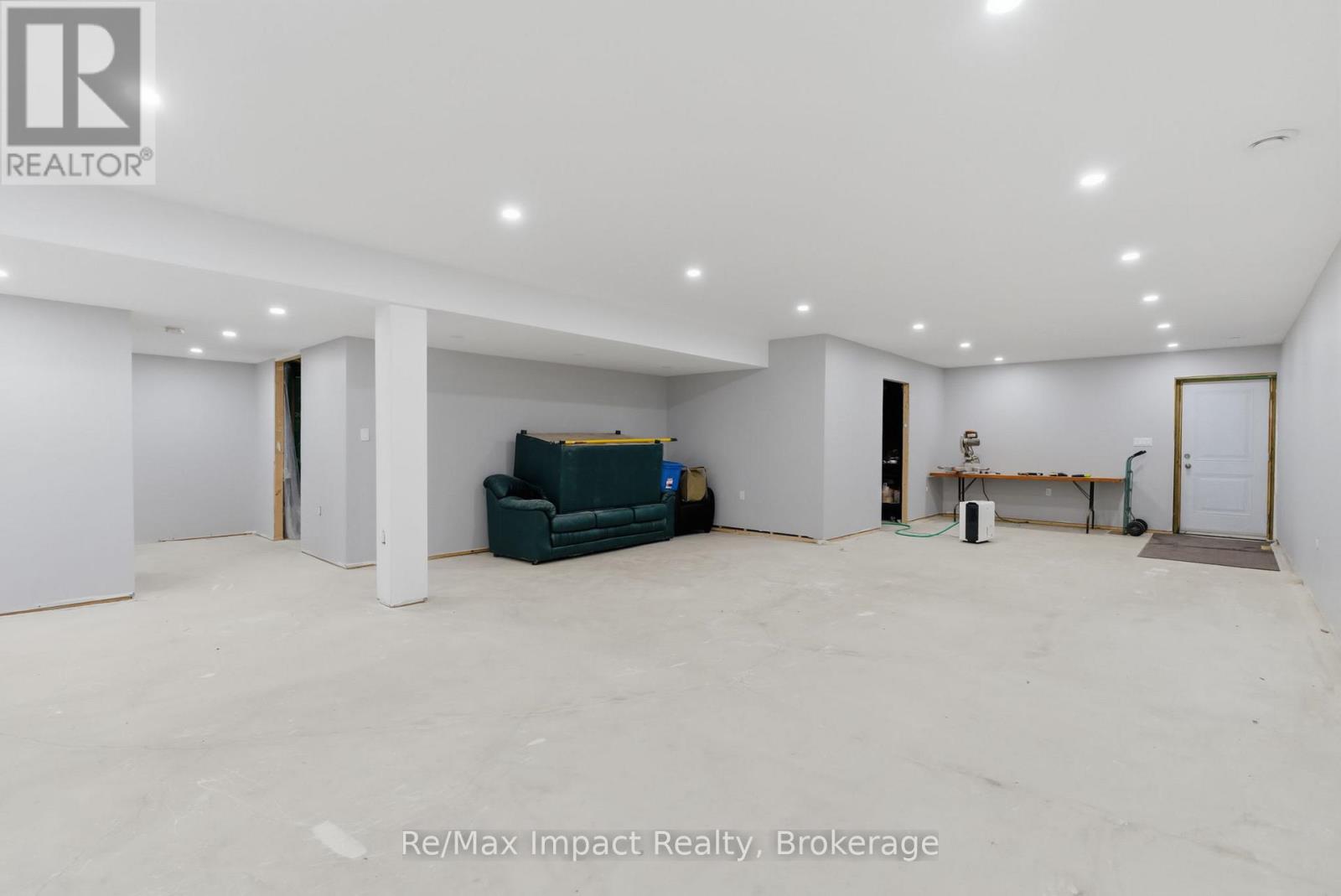 489 Larmer Line, Cavan Monaghan (Cavan Twp), Ontario  K0L 1V0 - Photo 35 - X13248834