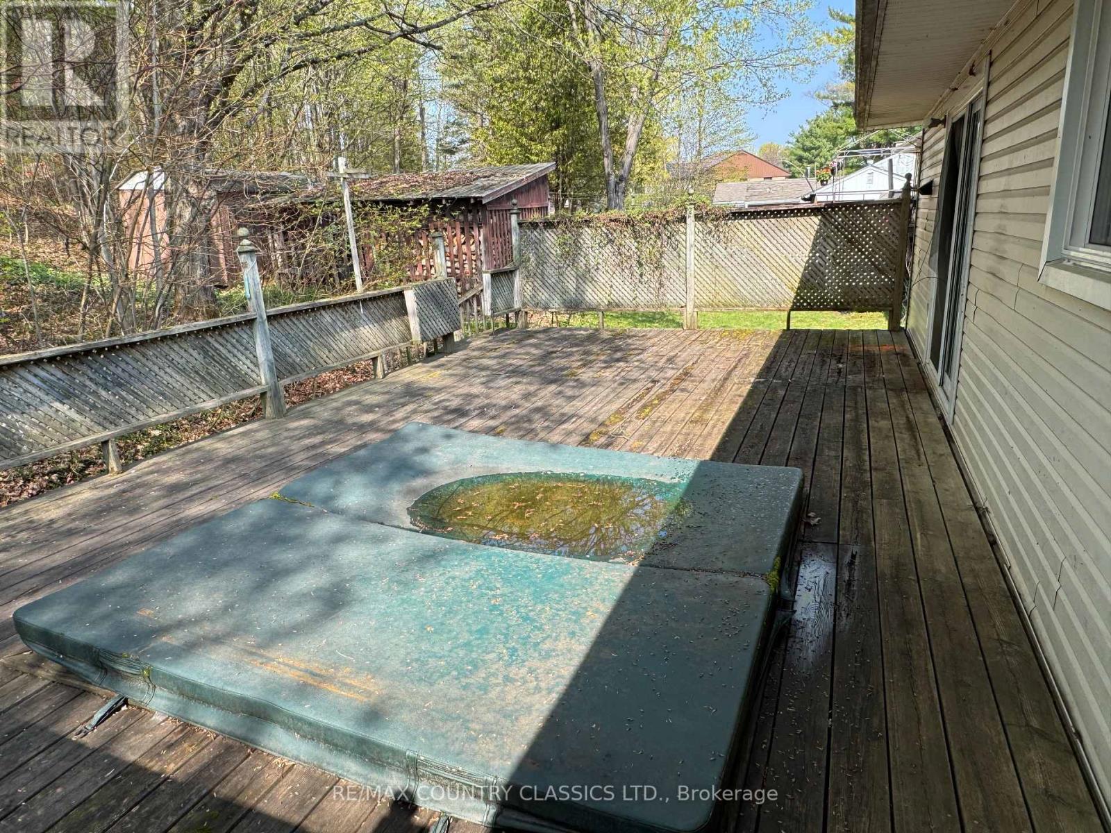 16 Maple Street, Bancroft (Bancroft Ward), Ontario  K0L 1C0 - Photo 30 - X13249184