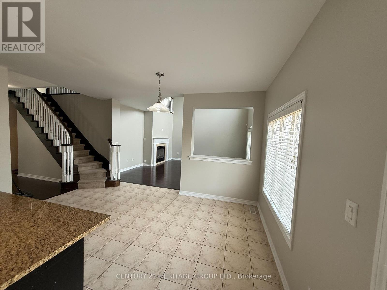 320 Shipway Avenue, Clarington (Newcastle), Ontario  L1B 0C1 - Photo 11 - E13248886