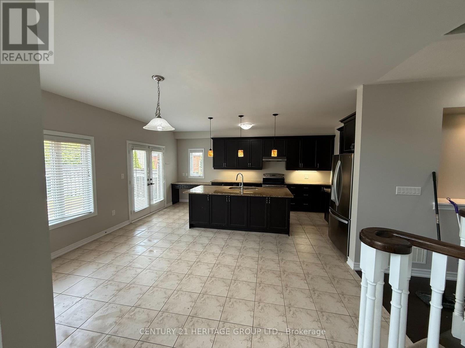 320 Shipway Avenue, Clarington (Newcastle), Ontario  L1B 0C1 - Photo 16 - E13248886