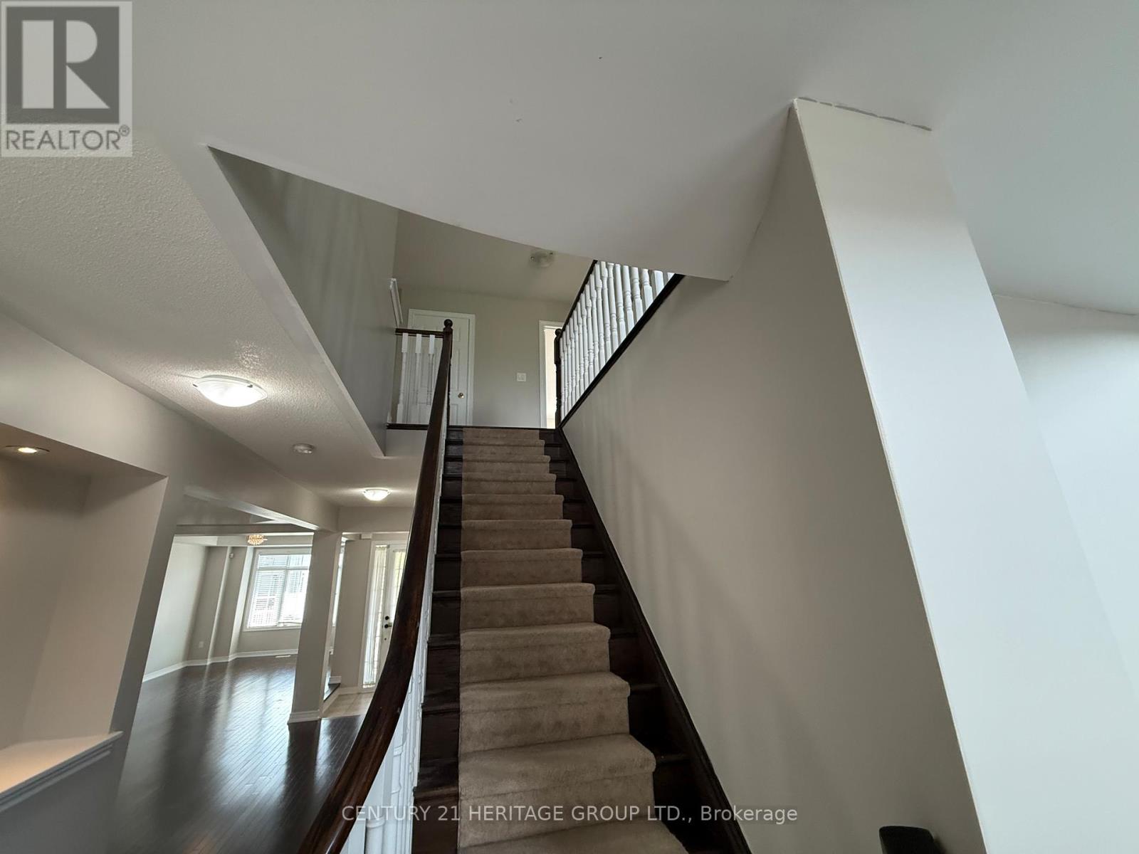 320 Shipway Avenue, Clarington (Newcastle), Ontario  L1B 0C1 - Photo 9 - E13248886