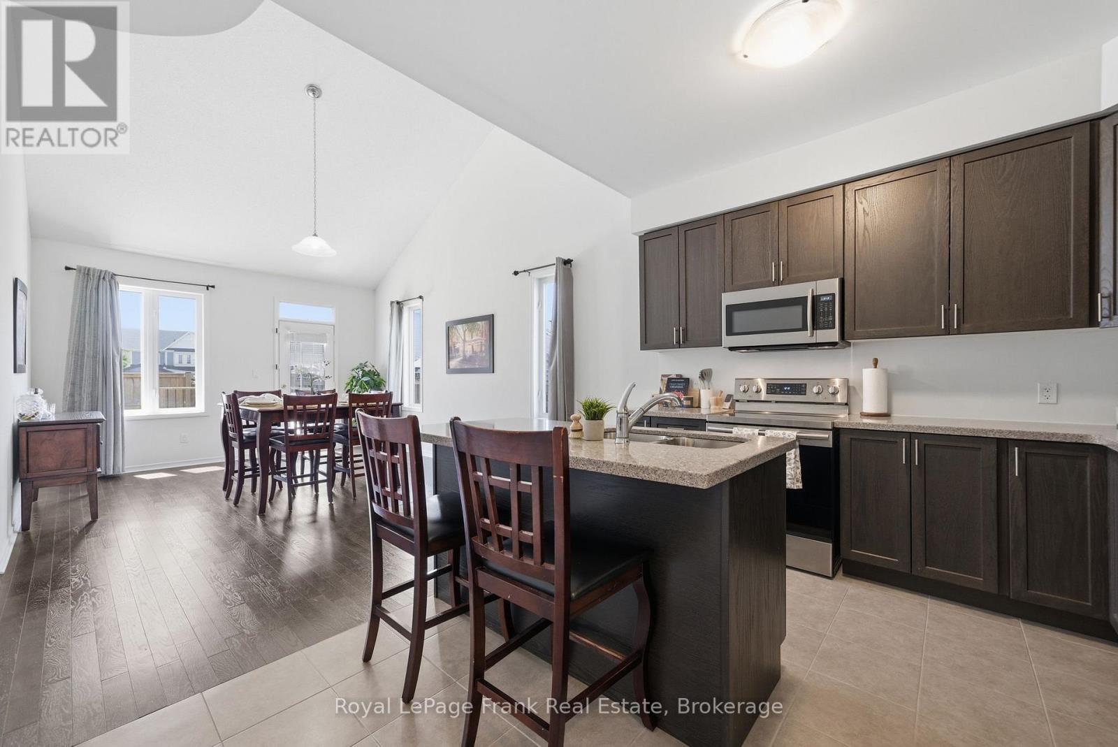 56 Deacon Crescent, Kawartha Lakes (Lindsay), Ontario  K9V 0L5 - Photo 14 - X13249764