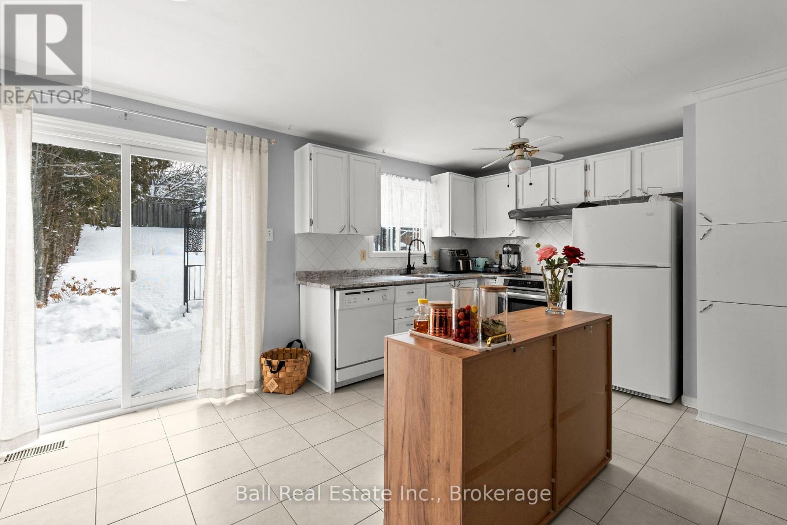 2048 Walker Avenue, Peterborough (Ashburnham Ward 4), Ontario  K9L 1S1 - Photo 13 - X13250156