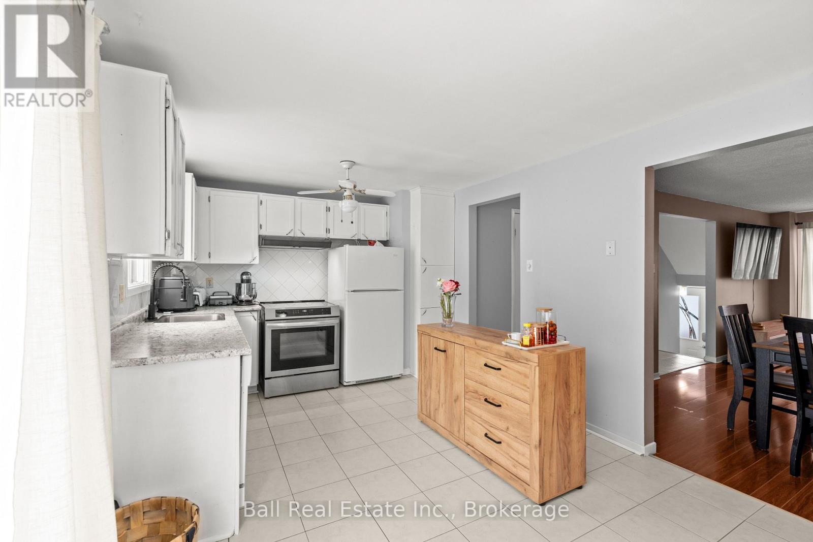 2048 Walker Avenue, Peterborough (Ashburnham Ward 4), Ontario  K9L 1S1 - Photo 9 - X13250156