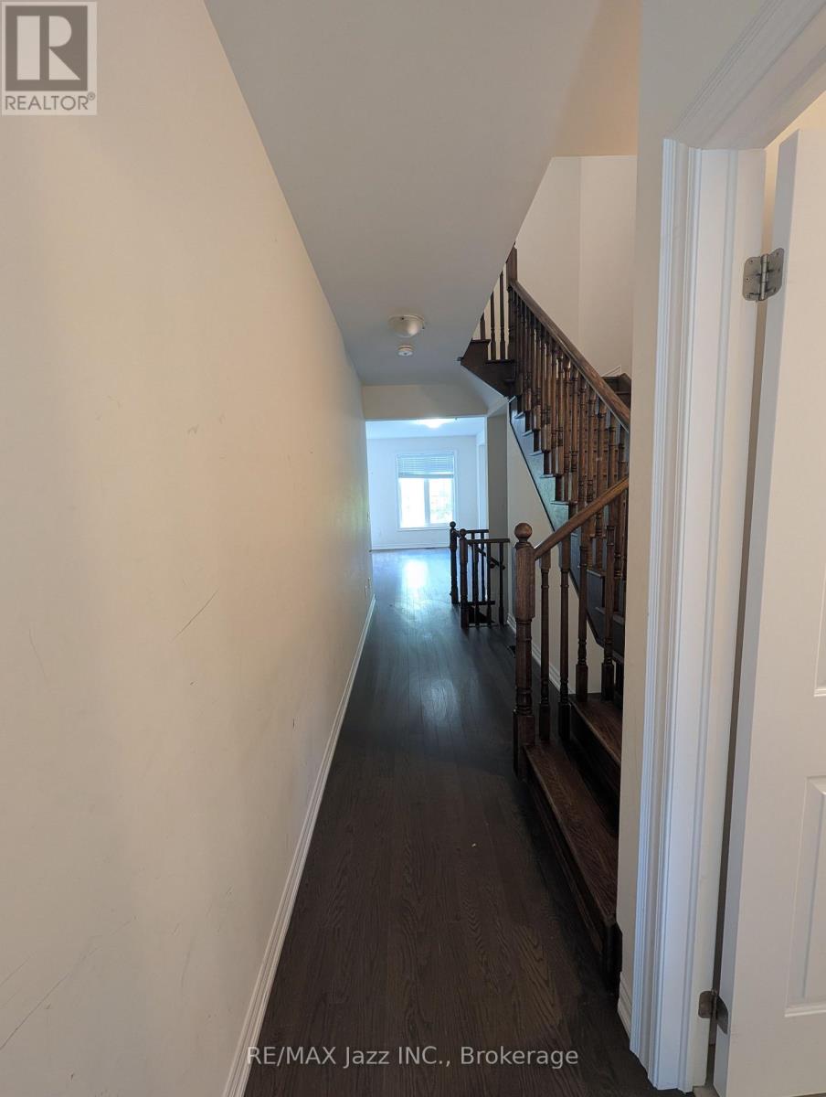 41 Aldridge Lane, Clarington (Newcastle), Ontario  L1B 0V6 - Photo 3 - E13258026