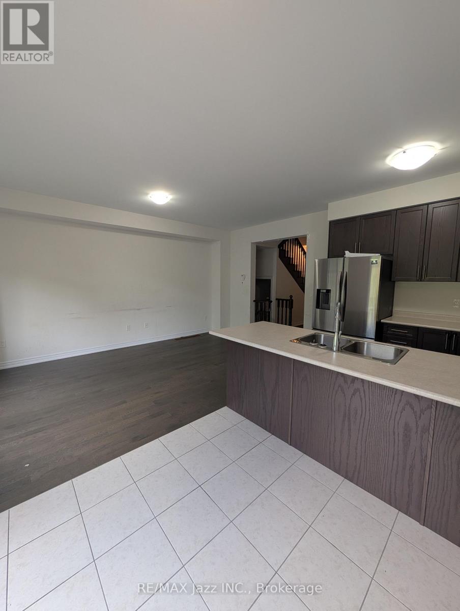 41 Aldridge Lane, Clarington (Newcastle), Ontario  L1B 0V6 - Photo 7 - E13258026