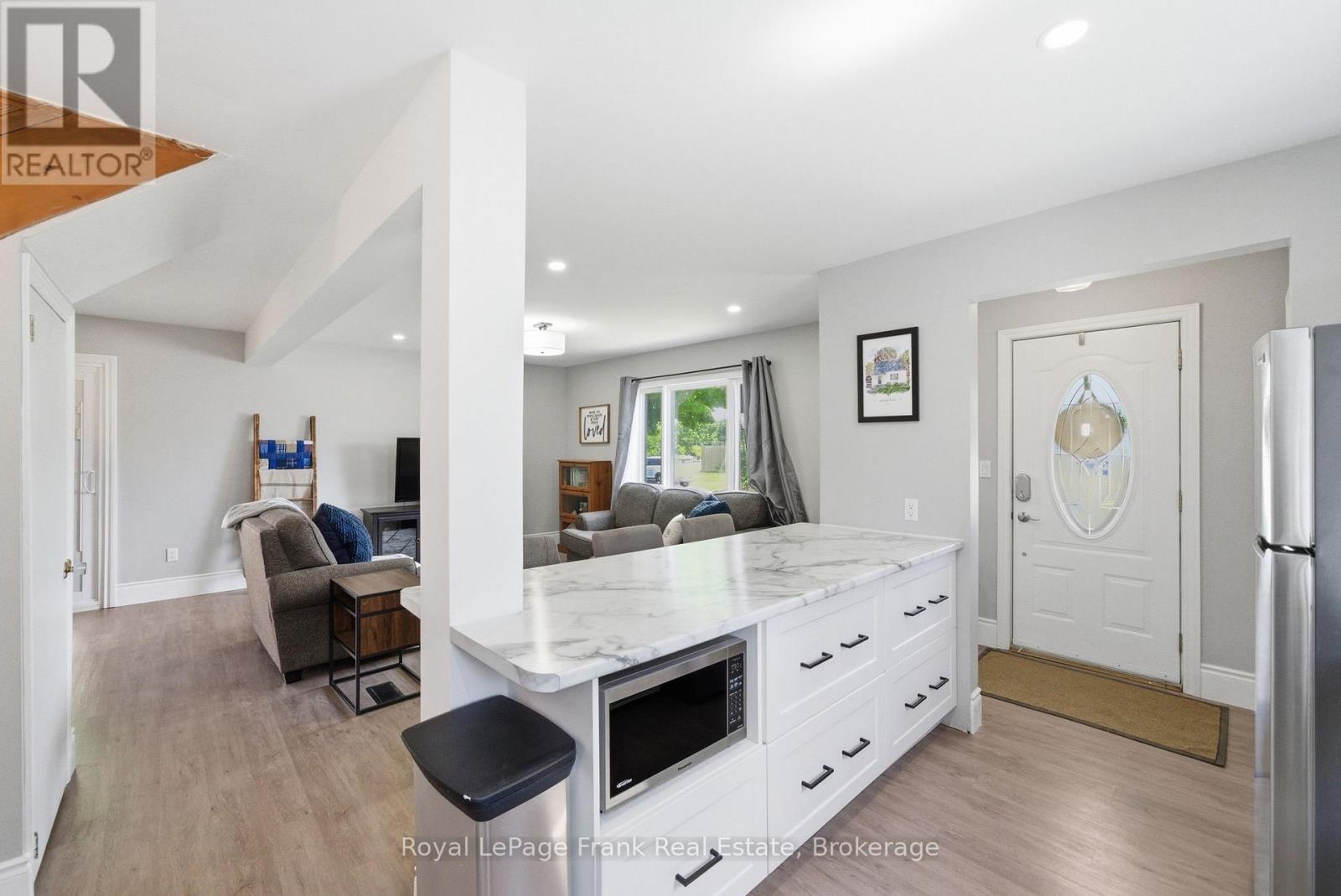 46 Durham Street E, Kawartha Lakes (Lindsay), Ontario  K9V 1X1 - Photo 16 - X13260088