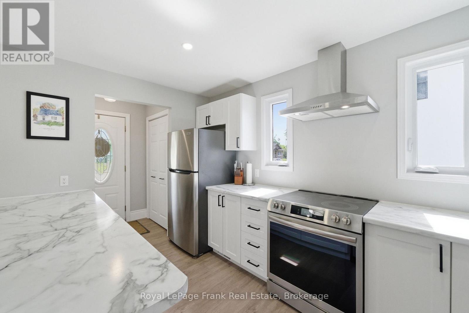 46 Durham Street E, Kawartha Lakes (Lindsay), Ontario  K9V 1X1 - Photo 17 - X13260088