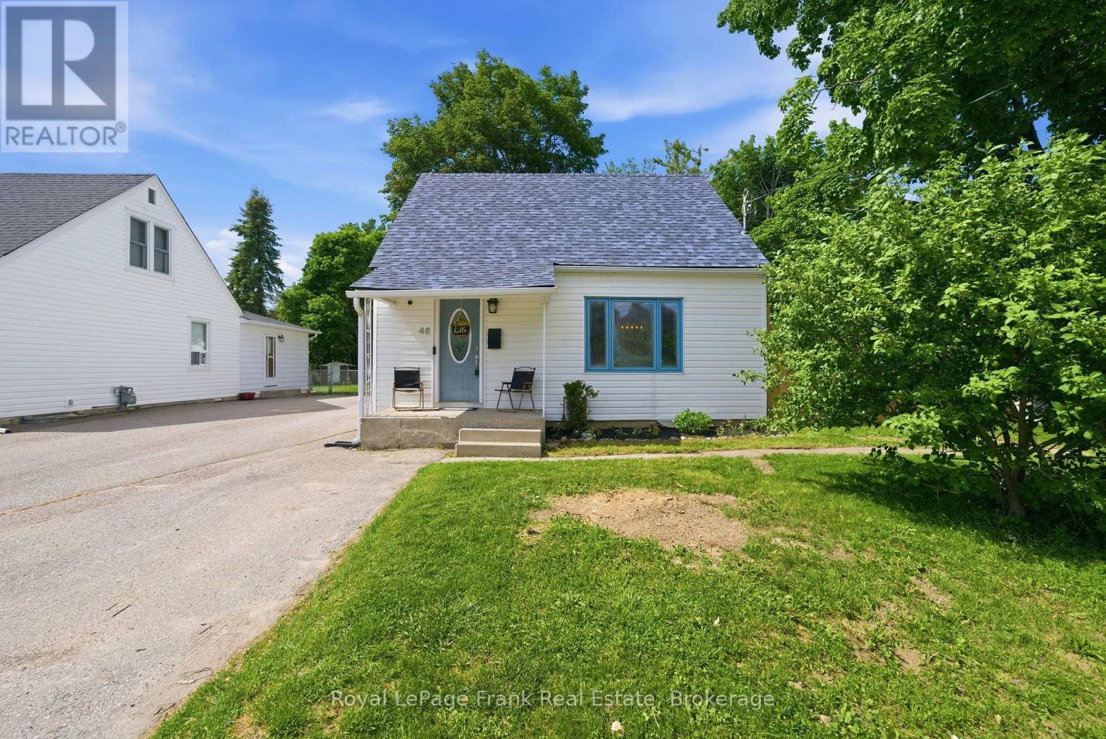 46 Durham Street E, Kawartha Lakes (Lindsay), Ontario  K9V 1X1 - Photo 2 - X13260088