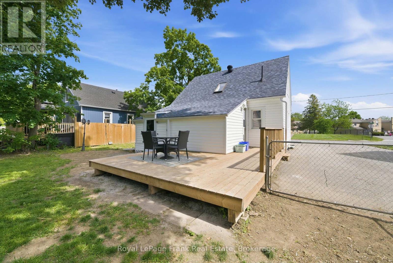 46 Durham Street E, Kawartha Lakes (Lindsay), Ontario  K9V 1X1 - Photo 38 - X13260088
