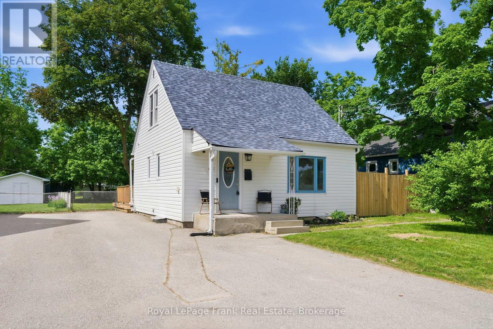 46 Durham Street E, Kawartha Lakes (Lindsay), Ontario  K9V 1X1 - Photo 6 - X13260088