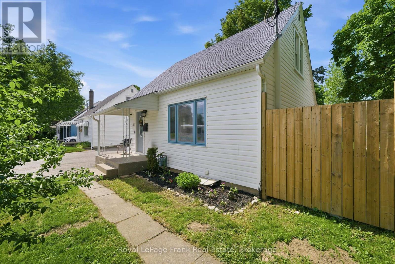 46 Durham Street E, Kawartha Lakes (Lindsay), Ontario  K9V 1X1 - Photo 7 - X13260088