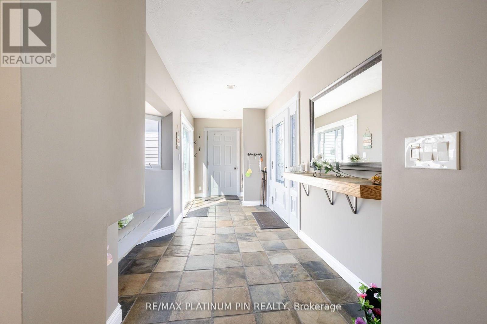 21 Longfield Drive, Kawartha Lakes (Manvers), Ontario  L0A 1A0 - Photo 2 - X13373050