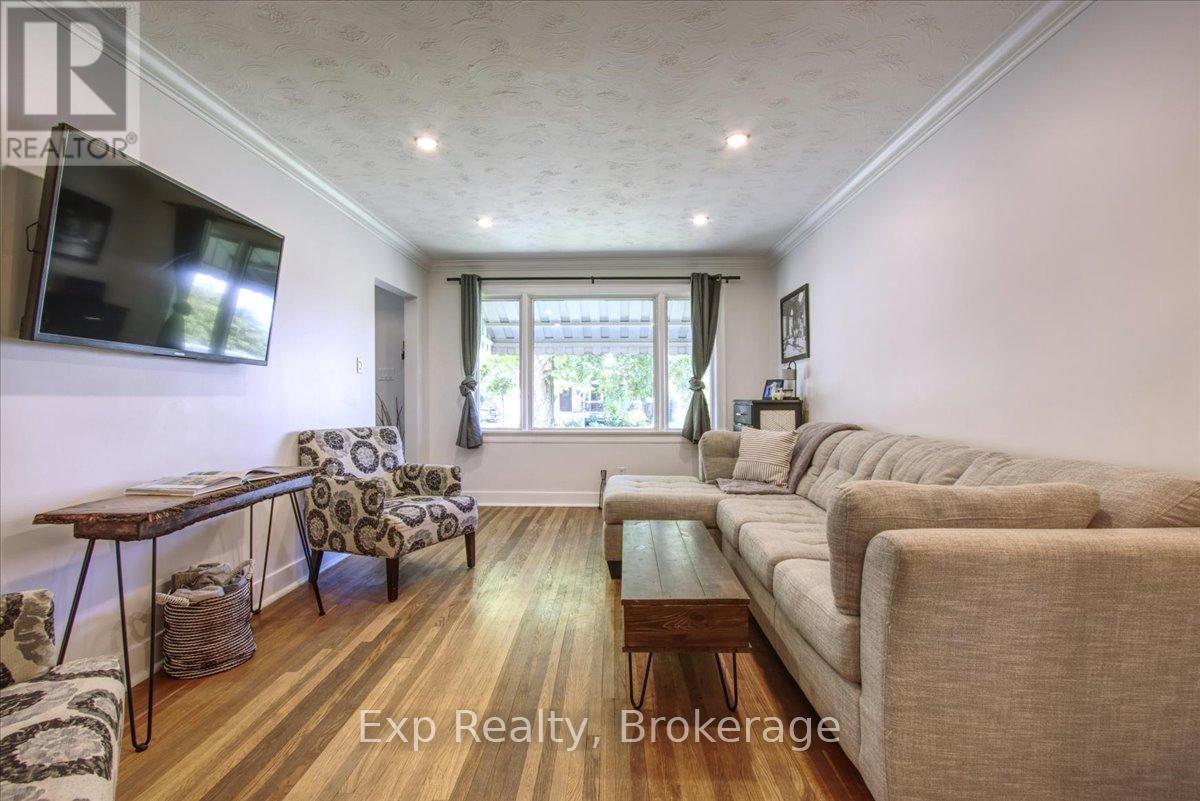508 Cordach Crescent, Peterborough (Town Ward 3), Ontario  K9H 3A5 - Photo 3 - X13410108