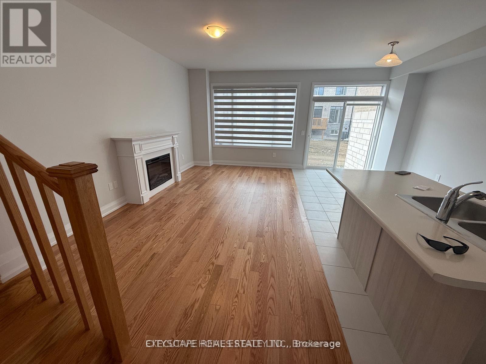 18 Walters Street, Kawartha Lakes (Lindsay), Ontario  K9V 6A9 - Photo 8 - X13410530