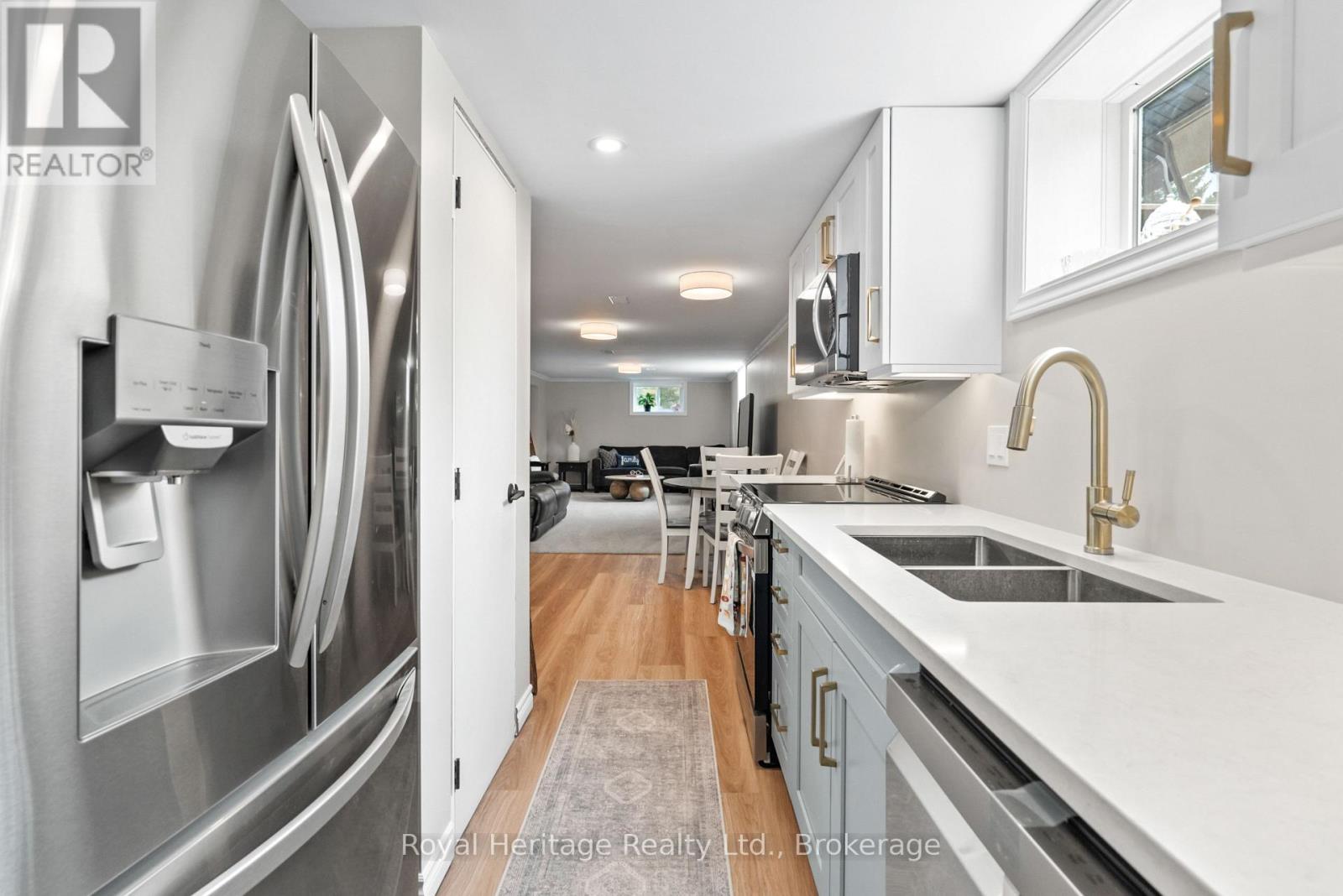 Lower - 19 Kawartha Drive, Kawartha Lakes (Lindsay), Ontario  K9V 1A6 - Photo 6 - X13411808