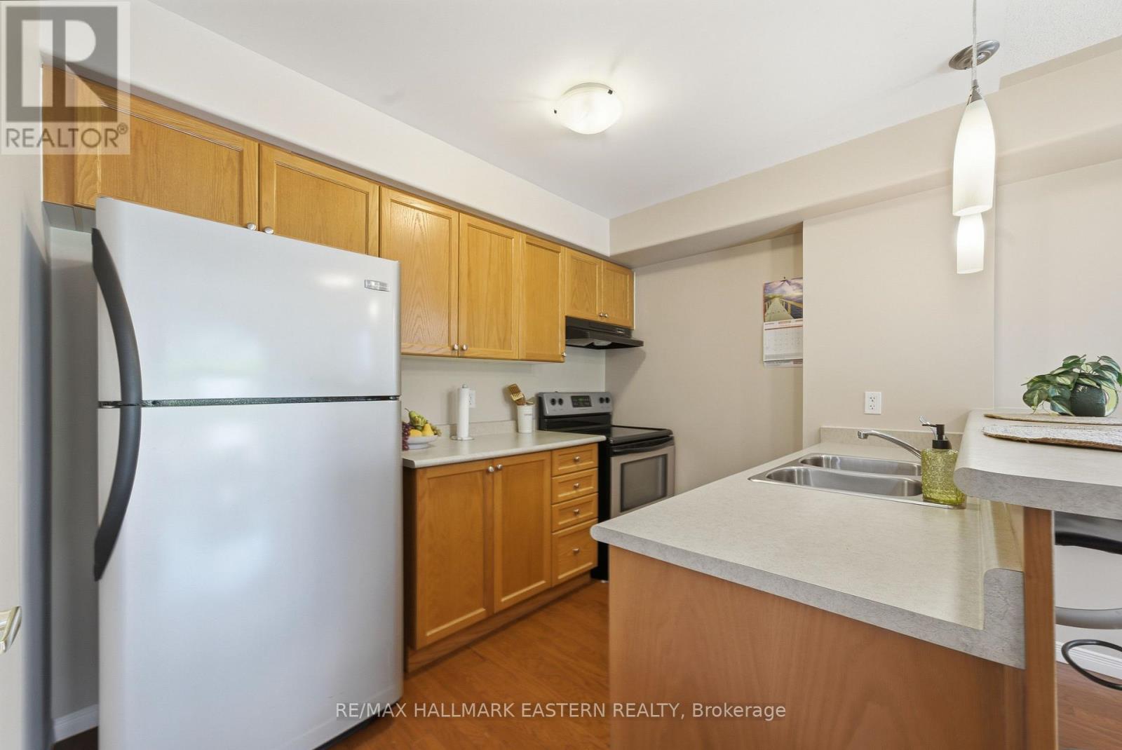 101 - 300 Spillsbury Drive, Peterborough (Otonabee Ward 1), Ontario  K9K 0B4 - Photo 10 - X13411810