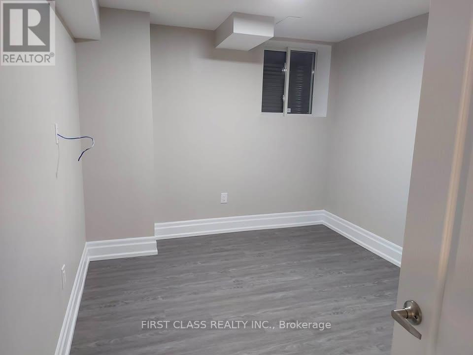 Unknown Address, ,     - Photo 2 - E13412572