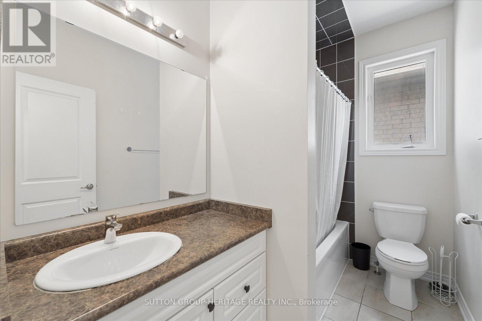64 Pedwell Street, Clarington (Newcastle), Ontario  L1B 0E1 - Photo 18 - E13412654