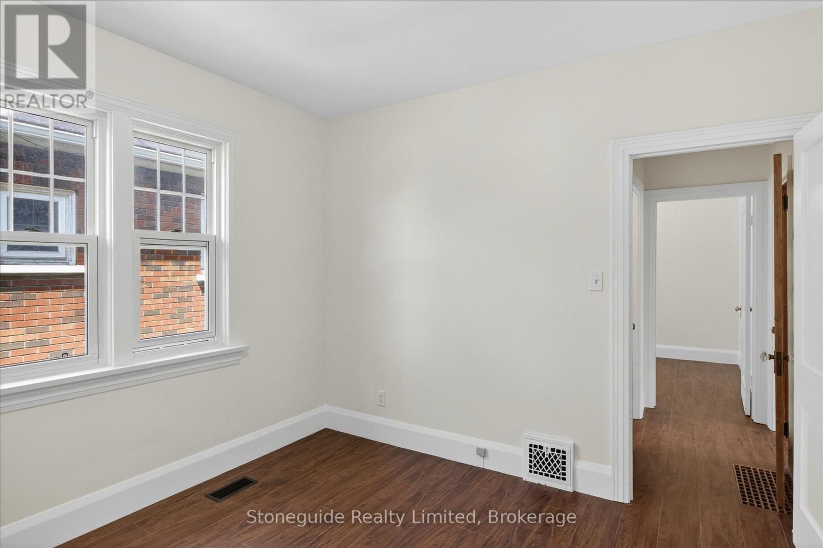 534 Douglas Avenue, Peterborough (Town Ward 3), Ontario  K9J 4L1 - Photo 23 - X13412998