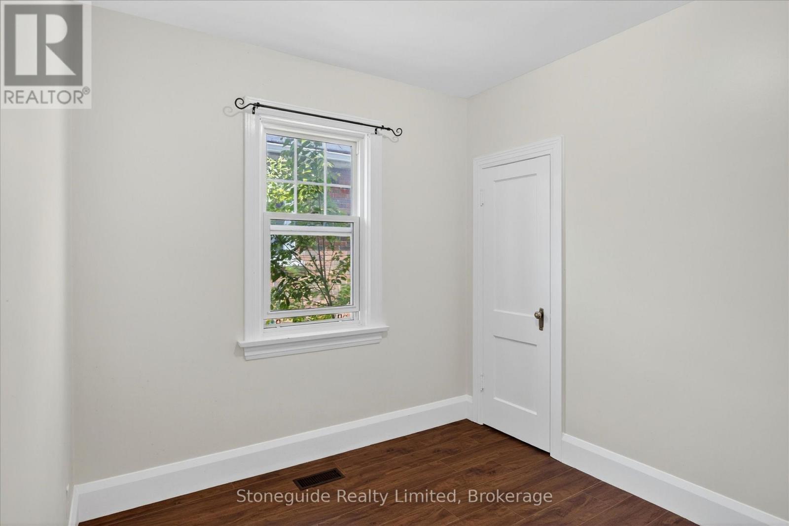 534 Douglas Avenue, Peterborough (Town Ward 3), Ontario  K9J 4L1 - Photo 25 - X13412998