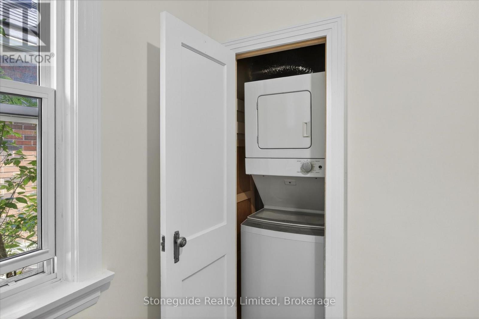 534 Douglas Avenue, Peterborough (Town Ward 3), Ontario  K9J 4L1 - Photo 27 - X13412998