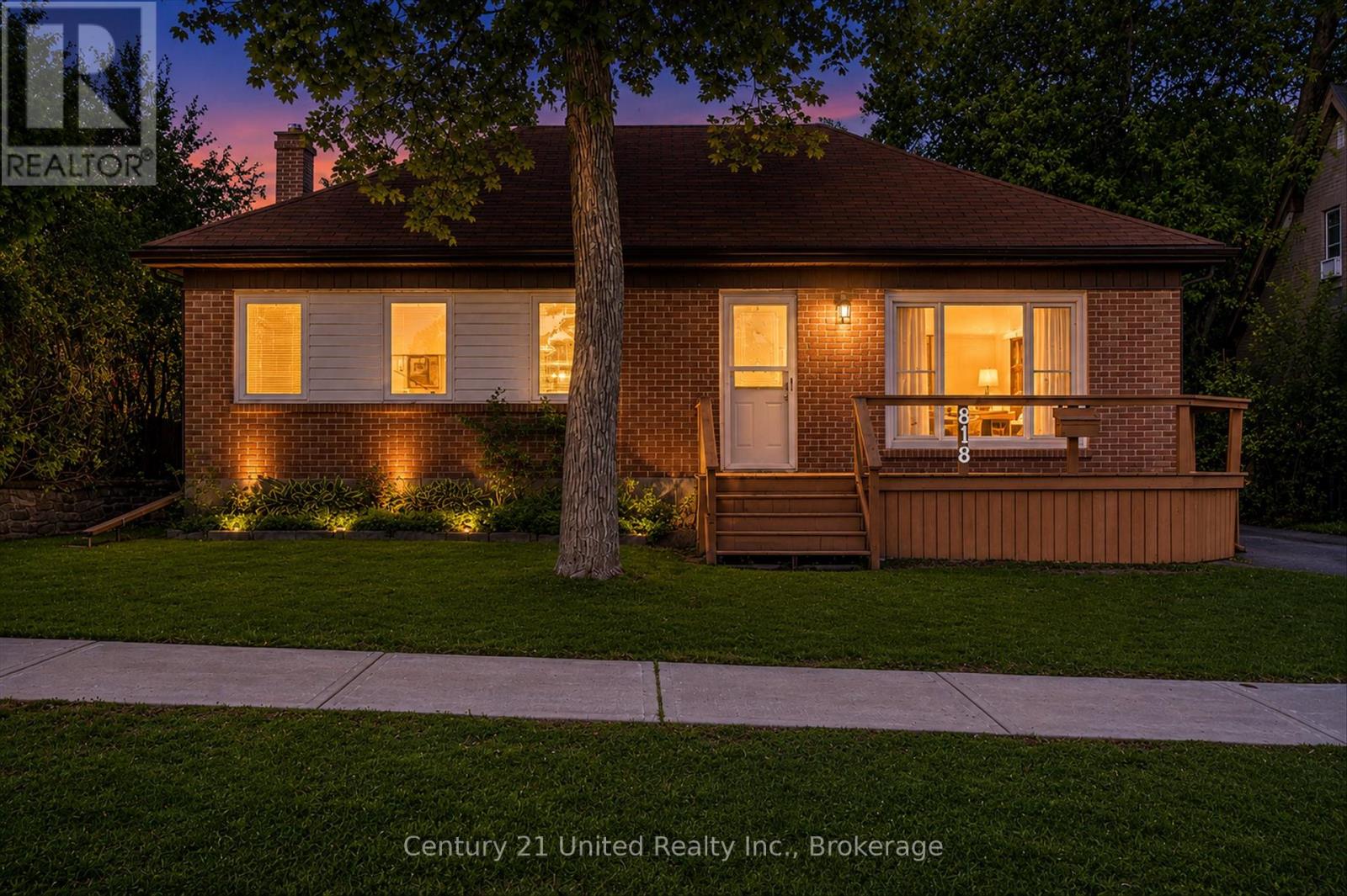 818 Rishor Crescent, Peterborough (Northcrest Ward 5), Ontario  K9H 5C7 - Photo 2 - X13413004
