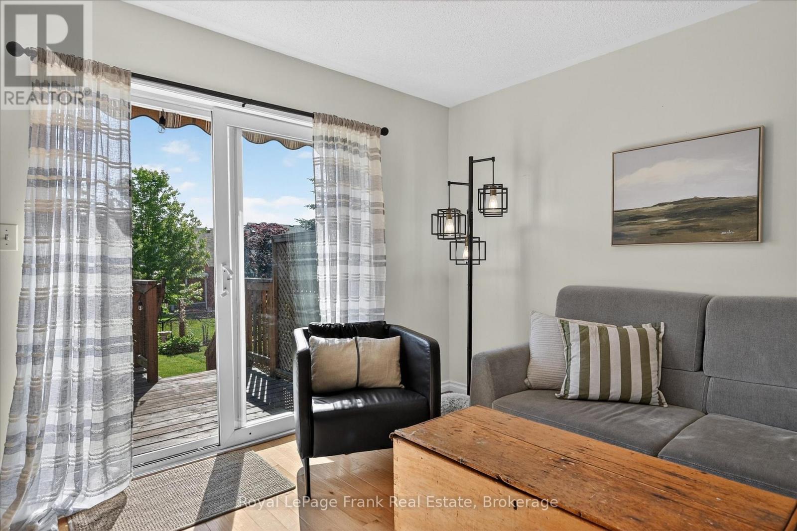 2436 Woodglade Boulevard, Peterborough (Monaghan Ward 2), Ontario  K9K 2K9 - Photo 10 - X13413298