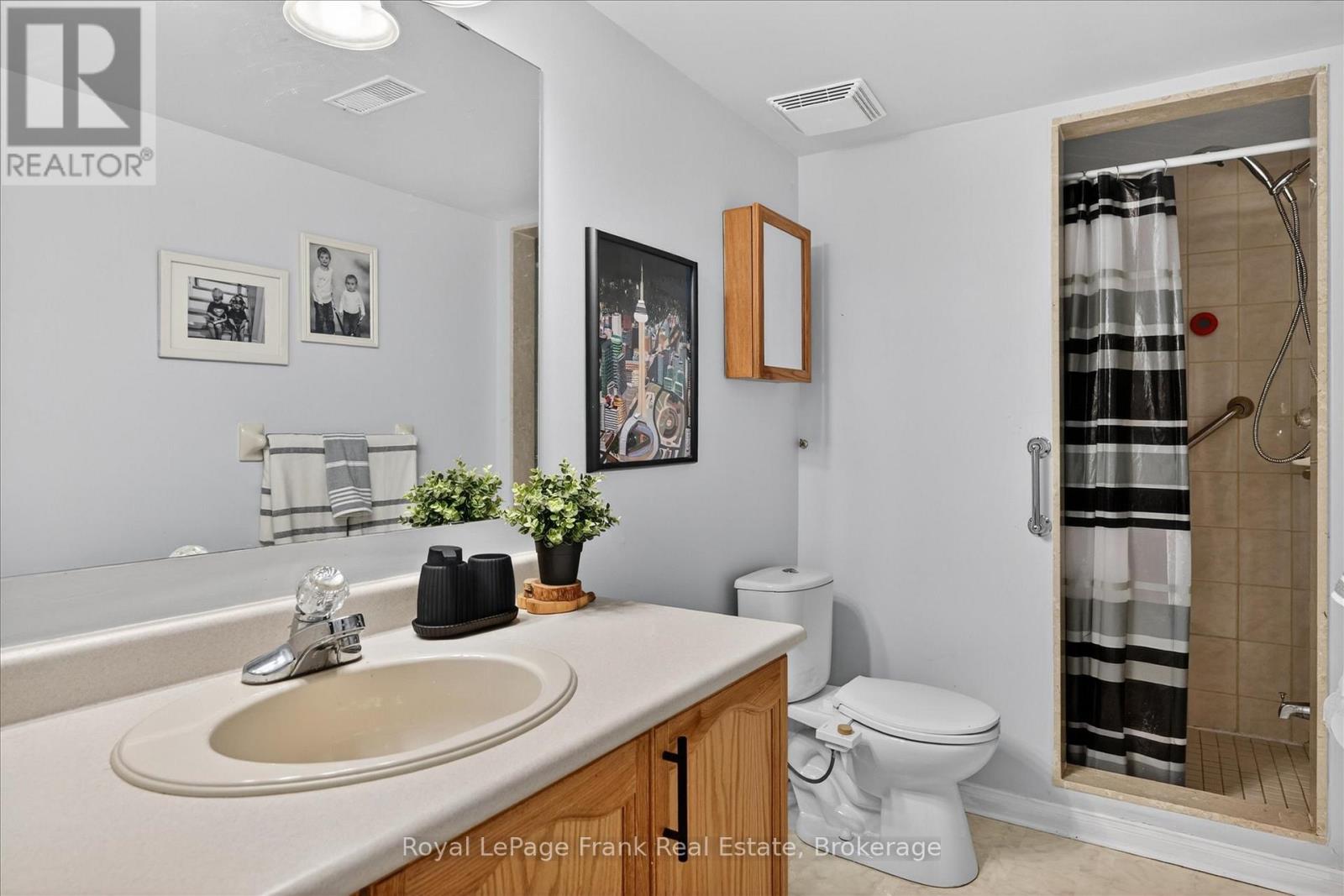 2436 Woodglade Boulevard, Peterborough (Monaghan Ward 2), Ontario  K9K 2K9 - Photo 22 - X13413298