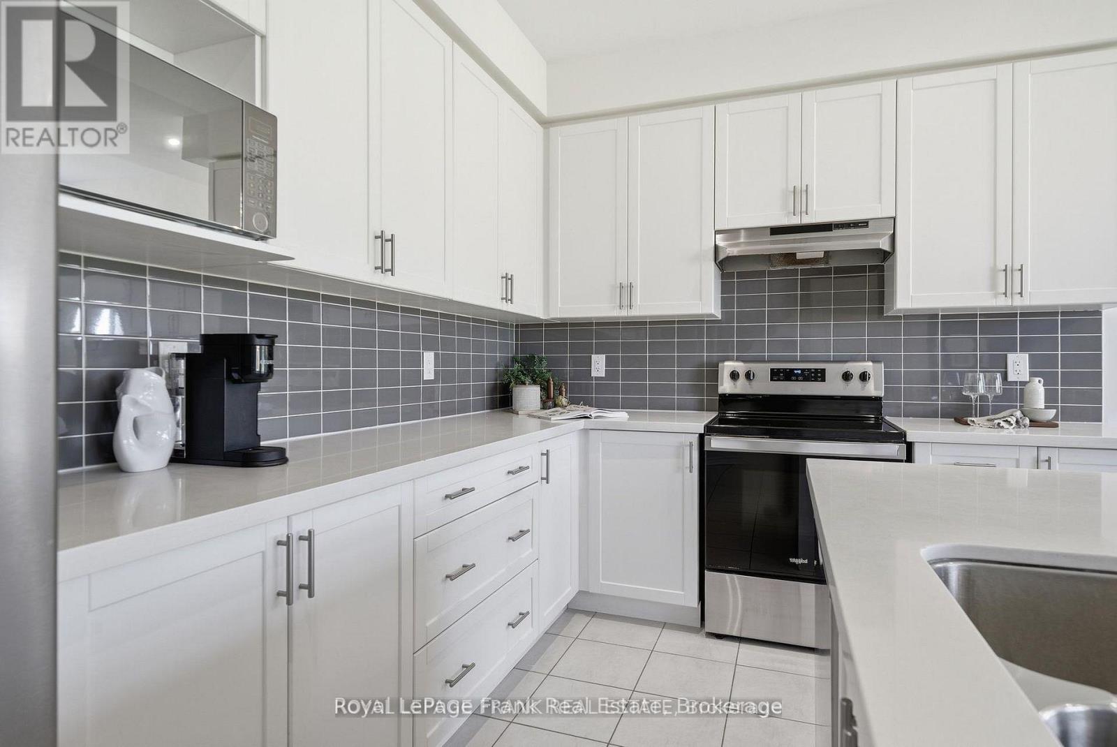 15 Highlands Boulevard, Cavan Monaghan (Millbrook Village), Ontario  L0A 1G0 - Photo 12 - X13413396