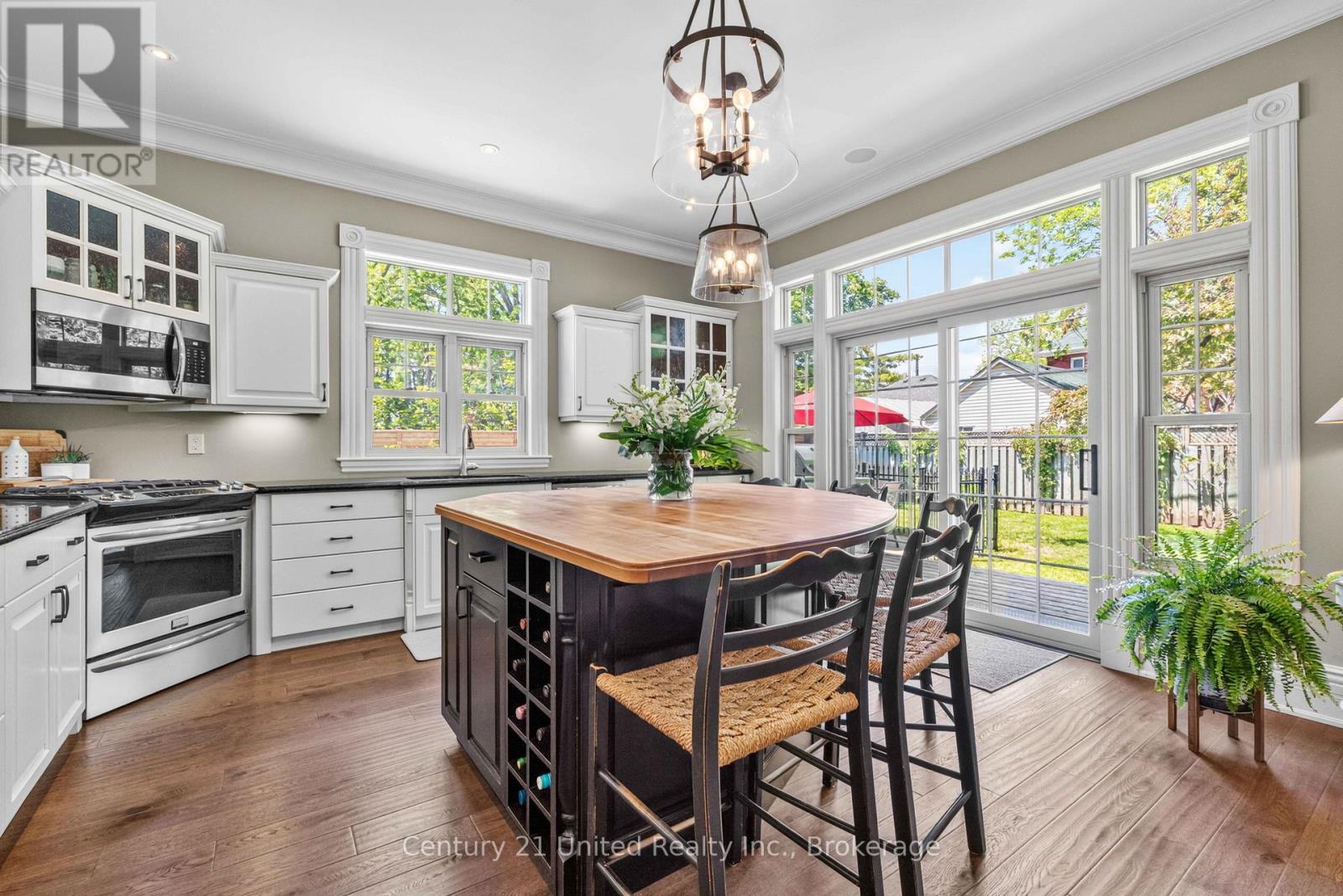186 Aberdeen Avenue, Peterborough (Northcrest Ward 5), Ontario  K9H 4W8 - Photo 15 - X13413732