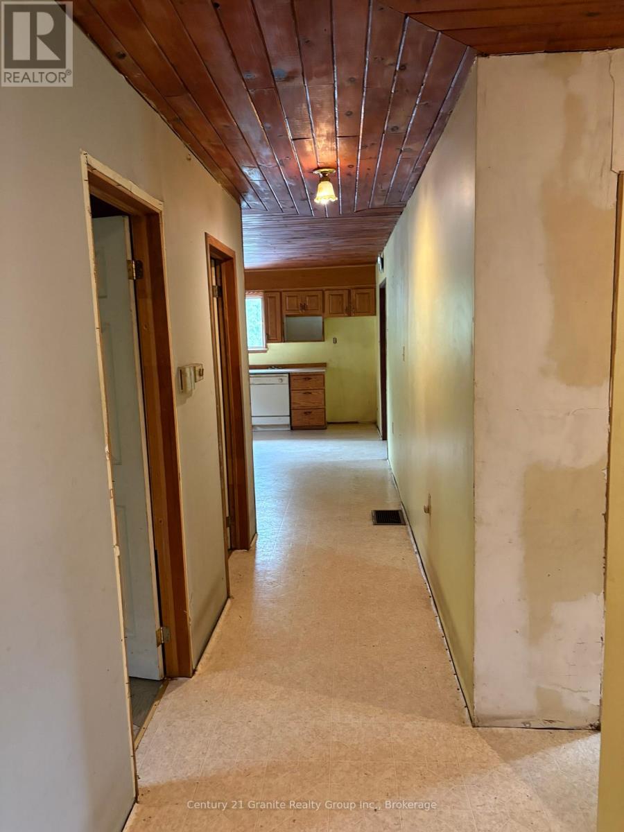 577 Lakeview Road, Bancroft (Dungannon Ward), Ontario  K0L 1C0 - Photo 16 - X13414778