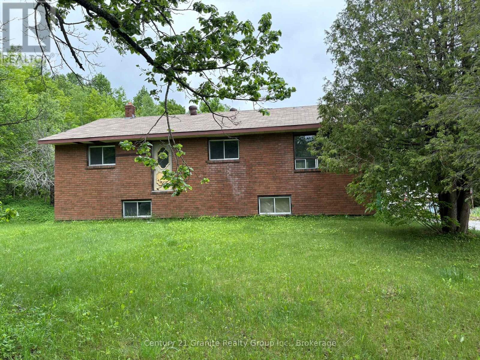 577 Lakeview Road, Bancroft (Dungannon Ward), Ontario  K0L 1C0 - Photo 2 - X13414778