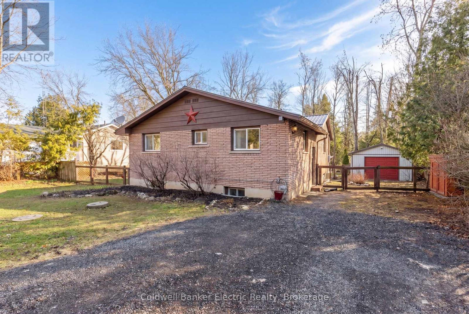 30 Woods Avenue, Kawartha Lakes (Emily), Ontario  K0L 2W0 - Photo 3 - X13415054