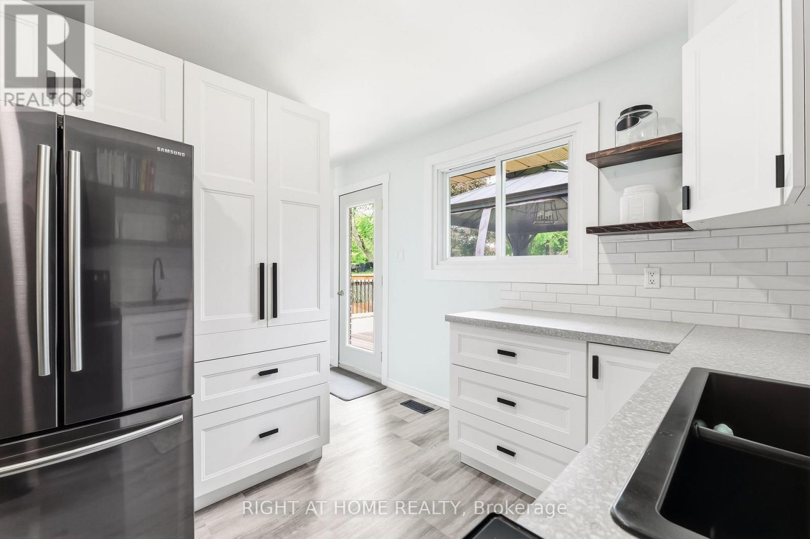 969 Rae Avenue, Selwyn, Ontario  K0L 1H0 - Photo 11 - X13415018