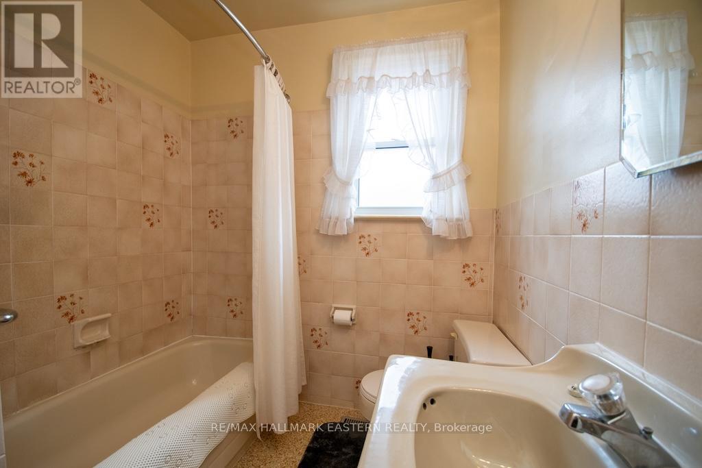 844 Philip Street, Peterborough (Northcrest Ward 5), Ontario  K9H 6E2 - Photo 22 - X13415484