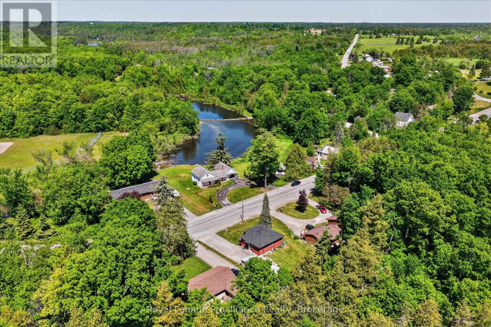 862 South Street, Douro-Dummer, Ontario  K0L 3A0 - Photo 36 - X13415578