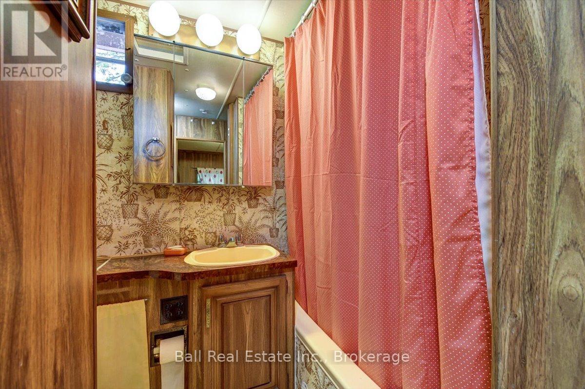 191 Lakeview Road, Bancroft (Dungannon Ward), Ontario  K0L 1C0 - Photo 18 - X13415924