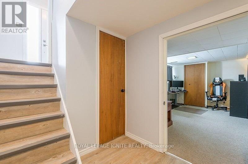 947 Southlawn Drive, Peterborough (Ashburnham Ward 4), Ontario  K9J 1E9 - Photo 10 - X13416114